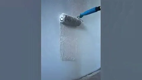 Процесс нанесения полимерной шпатлёвка Ceresit CT 127